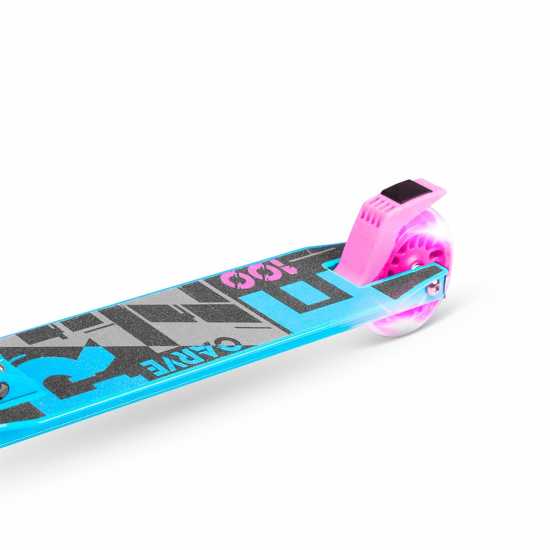 Madd Gear Carve Rize Scooter With Light Up Wheels  Скутери