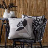Fusion Luna Indoor Outdoor Water Resistant Filled Cushion Natual Градина