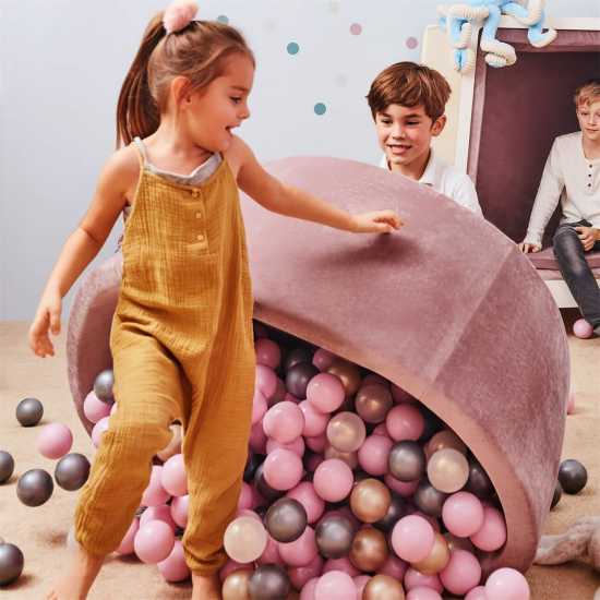 Unbranded Round Velvet Ball Pit 90X40X5Cm With 200 Balls Pink Подаръци и играчки