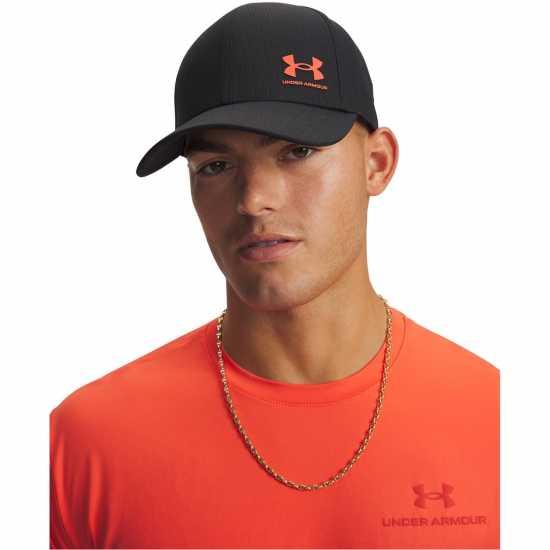 Under Armour Men's Iso Chill Armourvent Running Cap Black/Venom Red Under Armour Men's Iso Chill Armourvent Running Cap Black/Venom Red