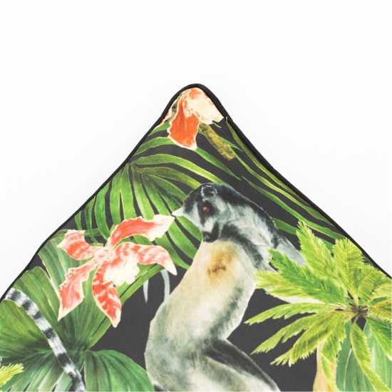 Pair Of Lemur Scatter Cushions  - Градина