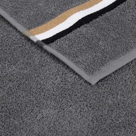 Хавлиени кърпи Boss Home Bath Towel With Stripe Detail Магнит Boss Home Bath Towel With Stripe Detail Магнит Хавлиени кърпи