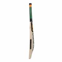 New Balance Dc 880 Cricket Bat  