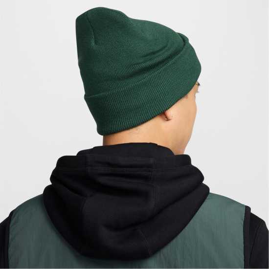 Шапки с козирка Nike Peak Futura Beanie Зелено/Бяло Nike Peak Futura Beanie Зелено/Бяло Шапки с козирка