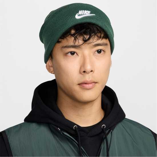 Шапки с козирка Nike Peak Futura Beanie Зелено/Бяло Nike Peak Futura Beanie Зелено/Бяло Шапки с козирка