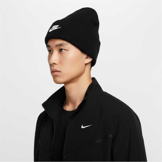 Nike Nsw Peak Beanie Sn54 Черно/Бяло Nike Nsw Peak Beanie Sn54 Черно/Бяло