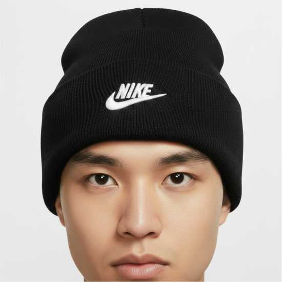 Nike Nsw Peak Beanie Sn54 Черно/Бяло Nike Nsw Peak Beanie Sn54 Черно/Бяло