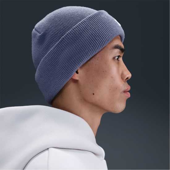 Nike Nike NSW Peak Beanie Sn71 Световен индиго Nike Nike NSW Peak Beanie Sn71 Световен индиго