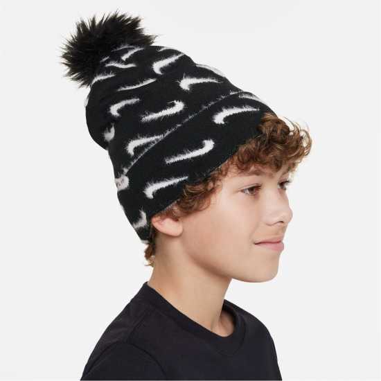 Шапки с козирка Nike Peak Pom Beanie Juniors Nike Peak Pom Beanie Juniors Шапки с козирка