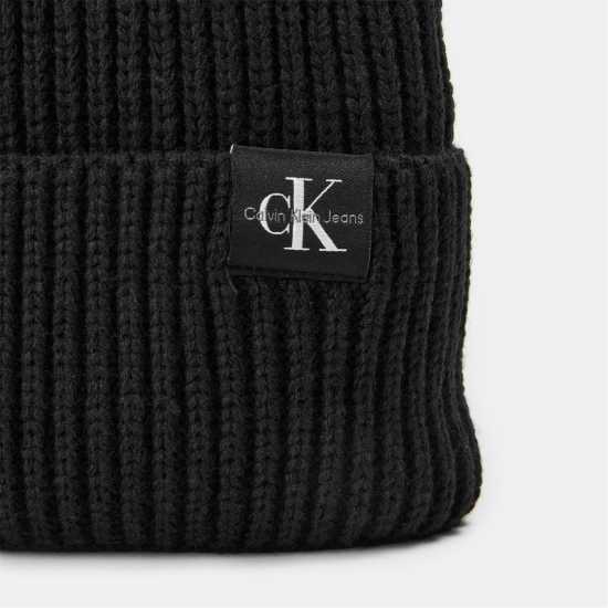 Шапки с козирка Calvin Klein Jeans Calvin Klein Jeans Monogram Rib Beanie Calvin Klein Jeans Calvin Klein Jeans Monogram Rib Beanie Шапки с козирка
