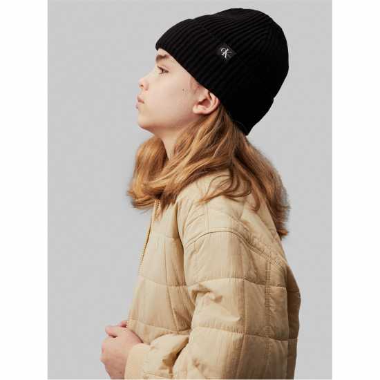Шапки с козирка Calvin Klein Jeans Calvin Klein Jeans Monogram Rib Beanie Calvin Klein Jeans Calvin Klein Jeans Monogram Rib Beanie Шапки с козирка