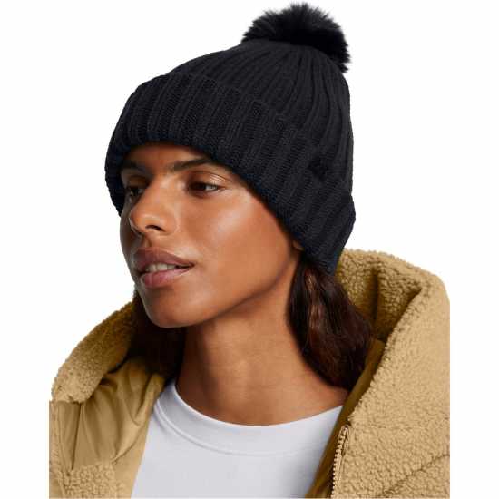 Шапки с козирка Under Armour Armour W Halftime Pom Beanie Beany Womens Черно Under Armour Armour W Halftime Pom Beanie Beany Womens Черно Шапки с козирка