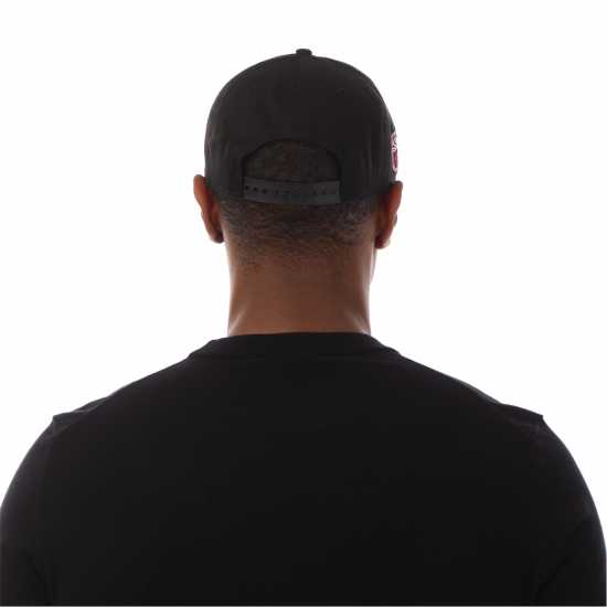 New Era Nba Beanie 99  Шапки с козирка