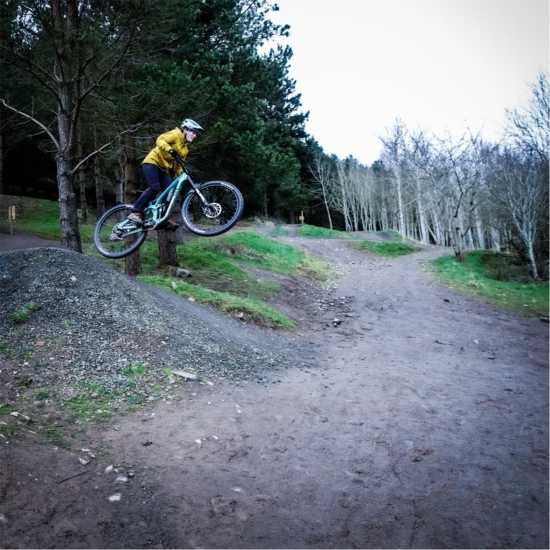 Планински велосипеди Gt Sensor Carbon Pro Le Full Suspension Mountain Bike Gt Sensor Carbon Pro Le Full Suspension Mountain Bike Планински велосипеди