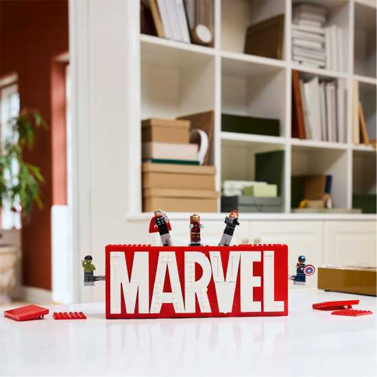 Lego Lego Marvel: Marvel Logo & Minifigures Set 76313  Мъжки стоки с герои