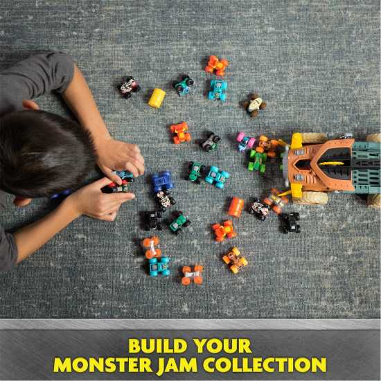 Monster Jam Minis Megalodon Mad Hog Chomper Truck Set Monster Jam Minis Megalodon Mad Hog Chomper Truck Set