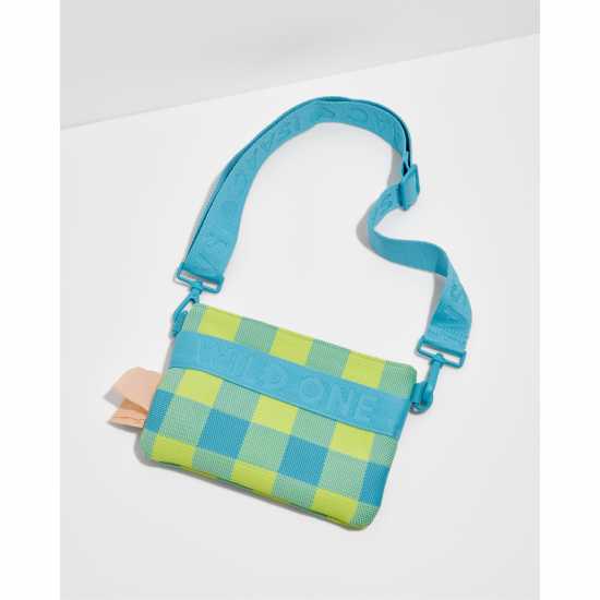 Wild One Treat Хъдсънско синьо 