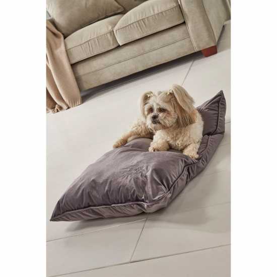 Velvet Large Pet Bed With Washable Cover  Магазин за домашни любимци