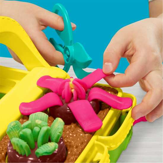 Play-Doh Blooming Flowers  