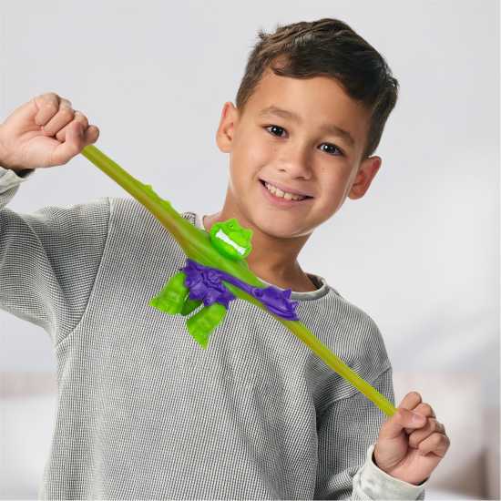 Strikers 10 Action Figures  